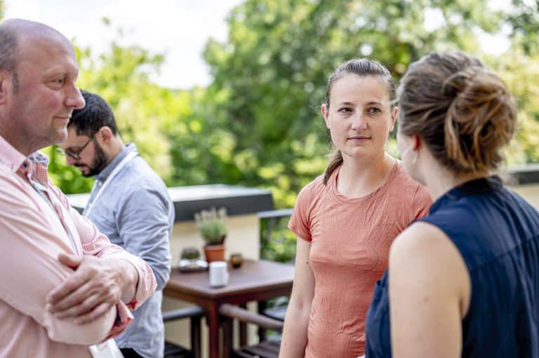 Heiner und Anja im Gespräch.