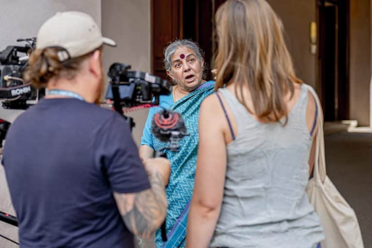Interview mit Vandana Shiva.